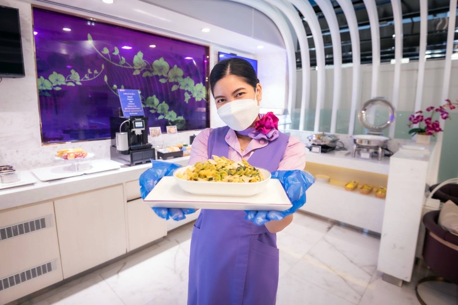 THAI Royal Orchid Lounge Phuket