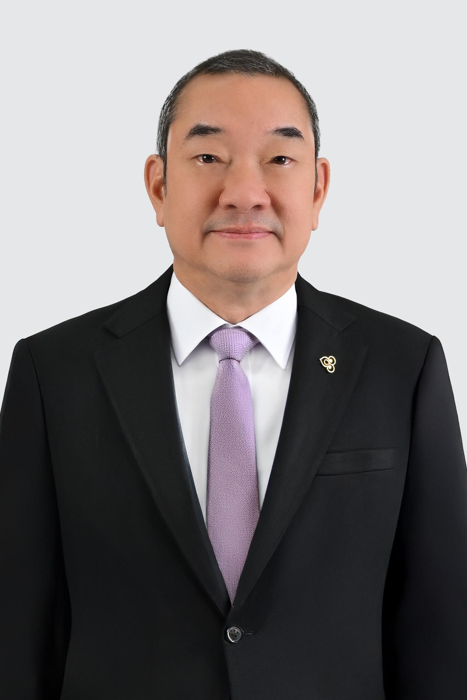 MR. PLAKORN WANGLEE