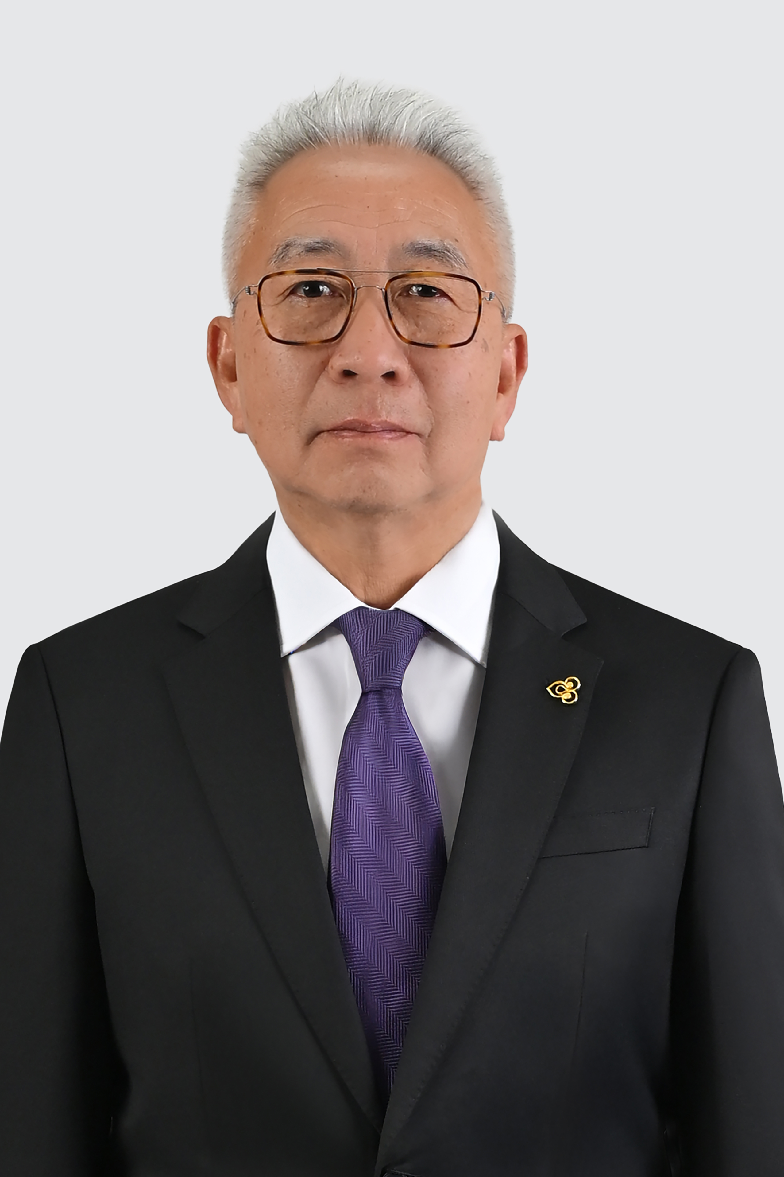 MR. RAPEE SUCHARITAKUL