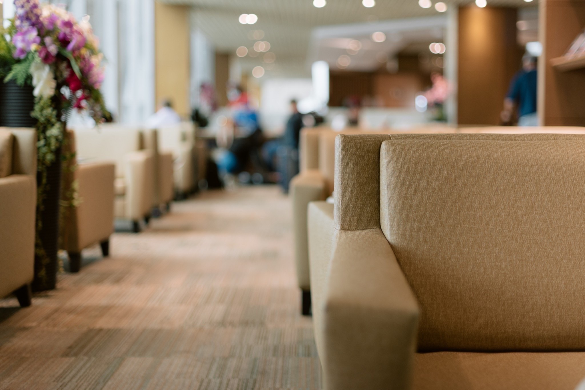 lounge-access