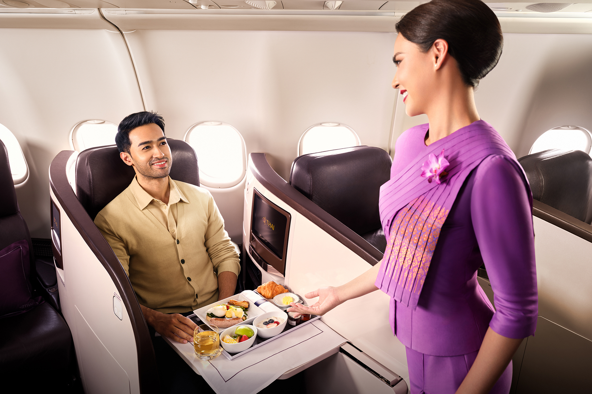 Premium Economy Plus Cuisine