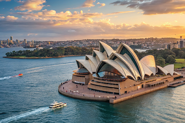 Experience Australia’s Wonders
